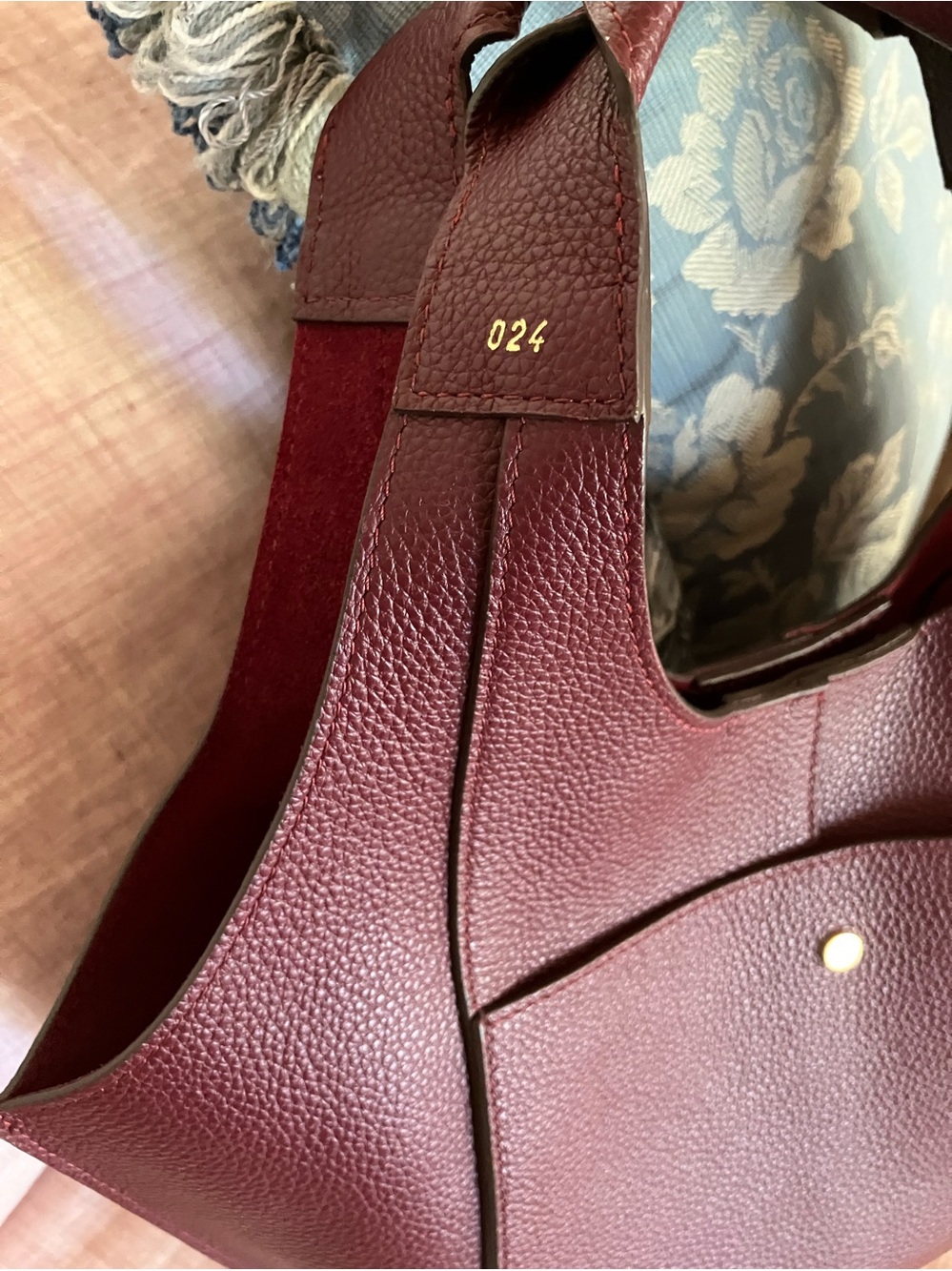 RSVP Paris Parachute Mini Bag in Grained Burgundy - Picture 2 of 6